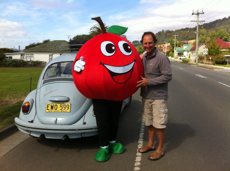 hanging out with annie the apple